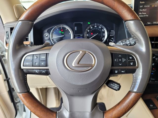 Used 2019 Lexus LX 570 4WD w/ Luxury Package image 28