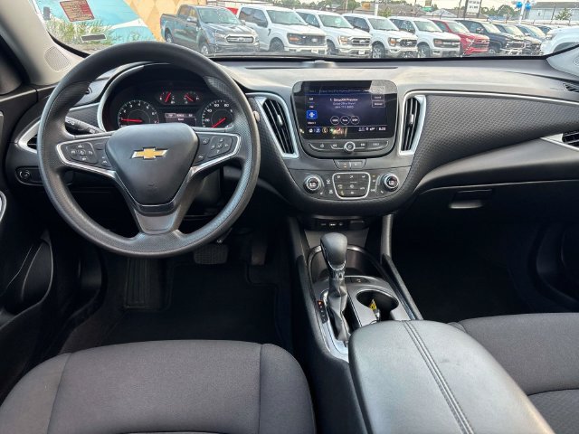 Used 2024 Chevrolet Malibu LT FWD image 14