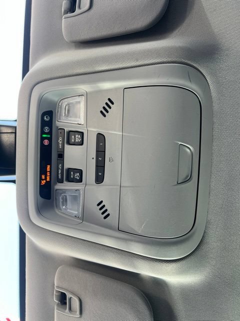 Used 2021 GMC Acadia SLT w/ Technology Package AWD/4WD image 36