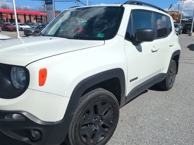 Used 2020 Jeep Renegade Sport image 3