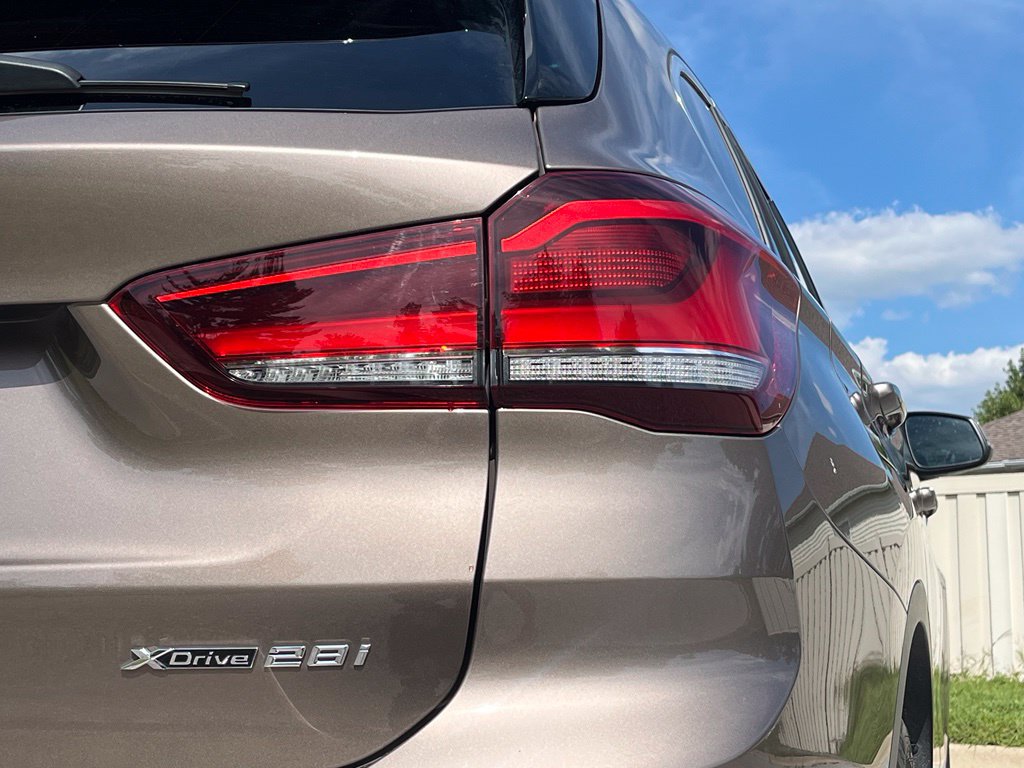 Used 2020 BMW X1 xDrive28i w/ Convenience Package AWD/4WD image 15
