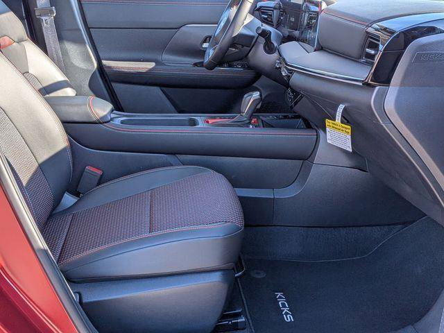 Used 2025 Nissan Kicks SR AWD/4WD image 25