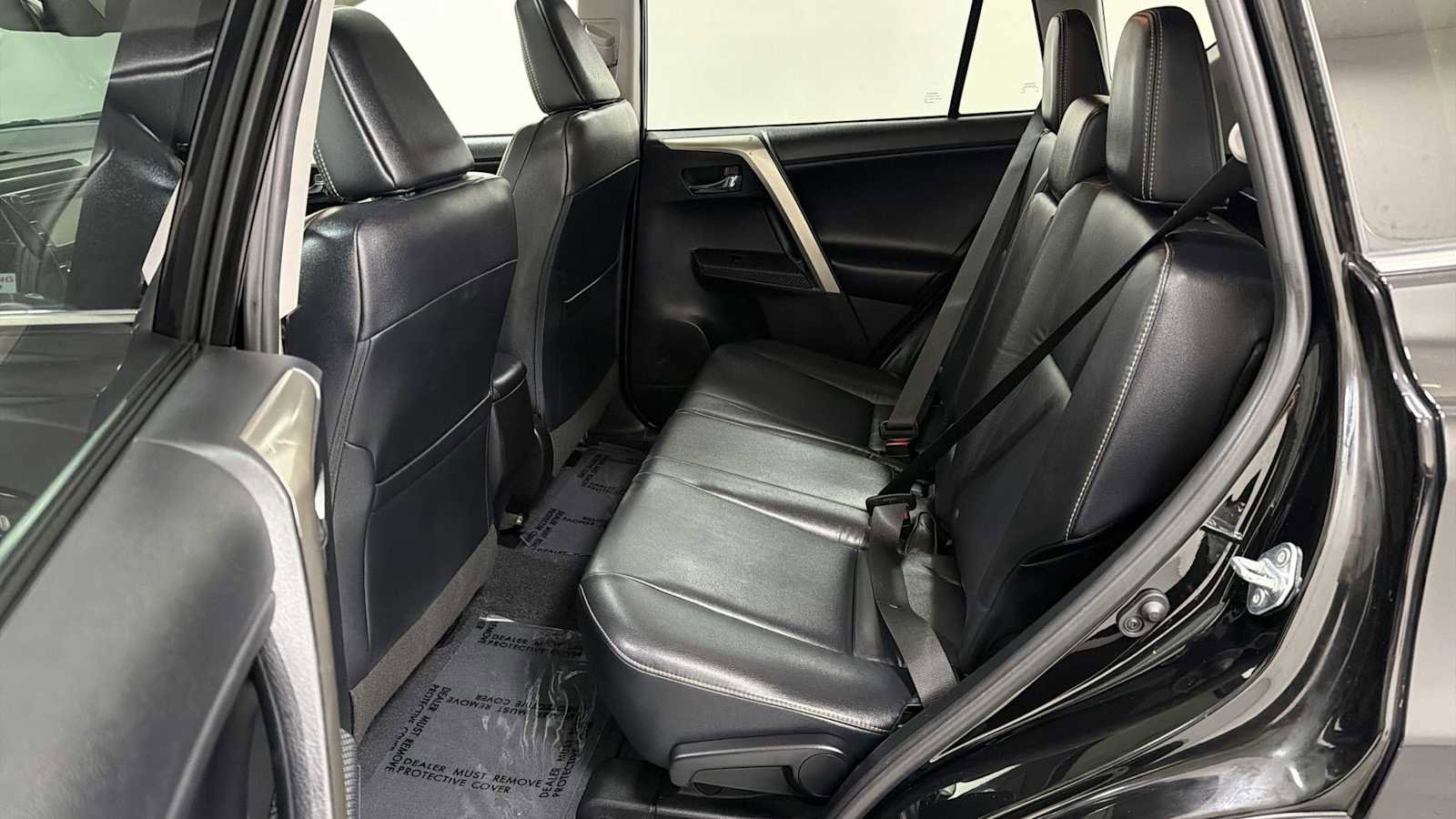 Used 2015 Toyota RAV4 Limited w/ Technology Package image 25