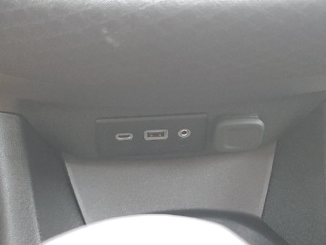 Used 2025 Chevrolet Malibu LS FWD image 29