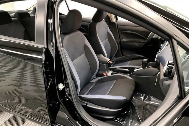 New 2025 Nissan Versa SV w/ Trunk Package image 32