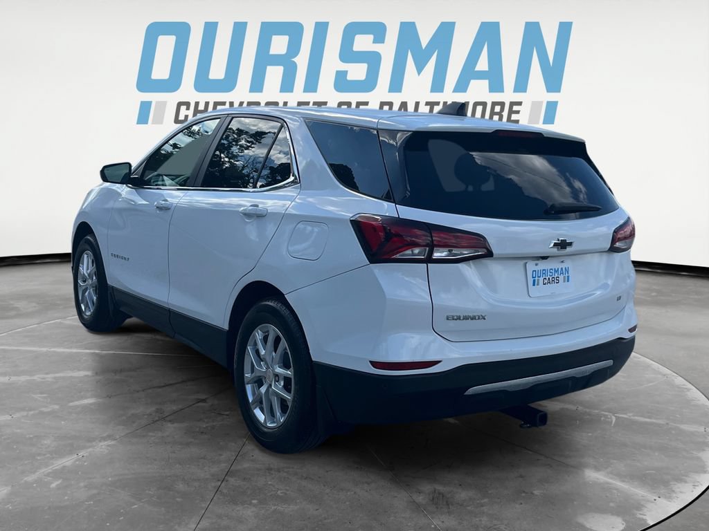 Used 2024 Chevrolet Equinox LT w/ LPO, Cargo Package FWD image 4