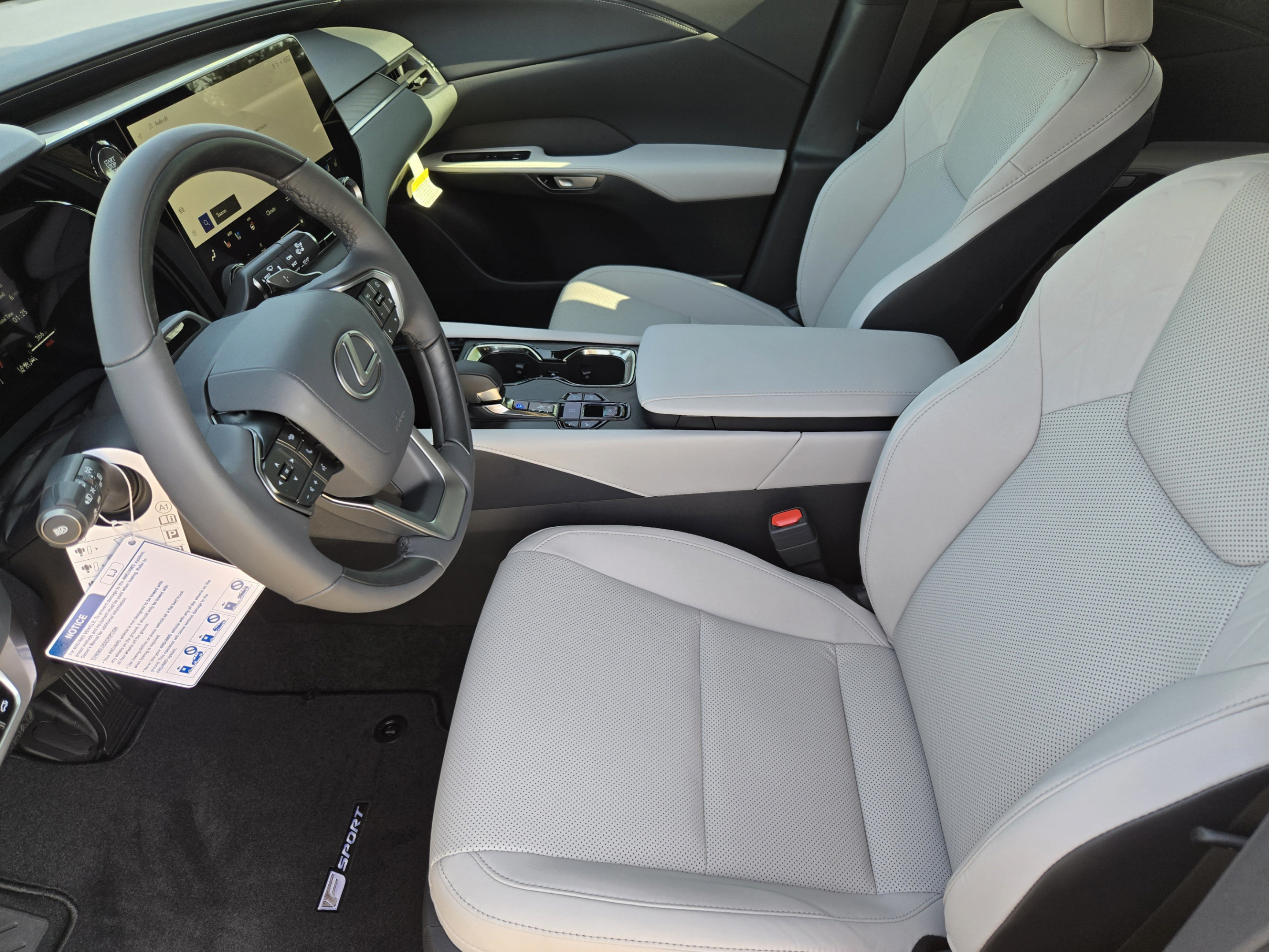 New 2026 Lexus RX 350 F Sport AWD/4WD image 5