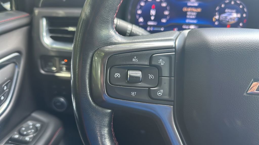 Used 2022 Chevrolet Tahoe RST w/ Luxury Package AWD/4WD image 25