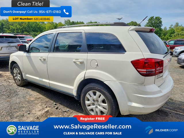 Used 2019 Dodge Journey SE FWD image 3