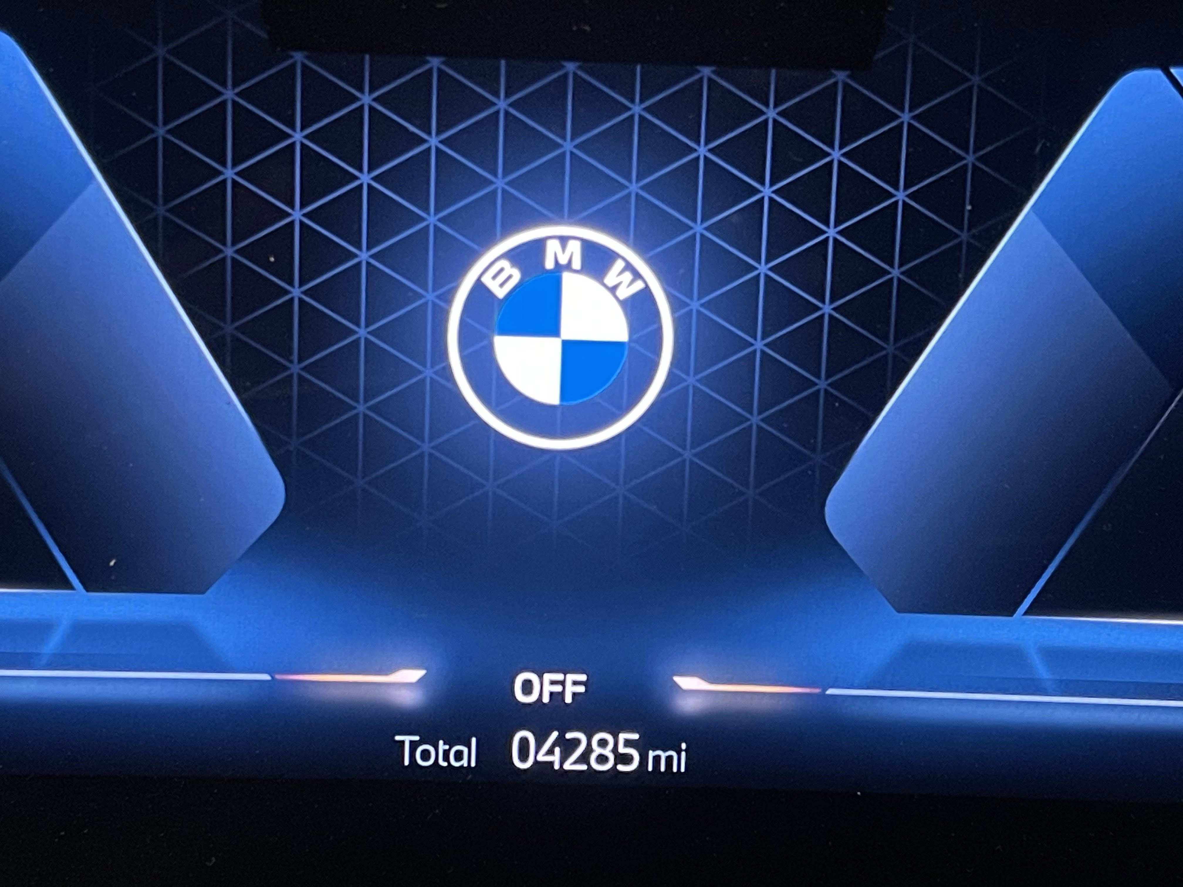 Used 2025 BMW X1 xDrive28i w/ Technology Package image 21