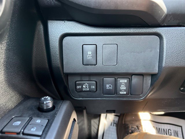 Used 2023 Toyota Tacoma TRD Sport w/ Technology Package AWD/4WD image 18
