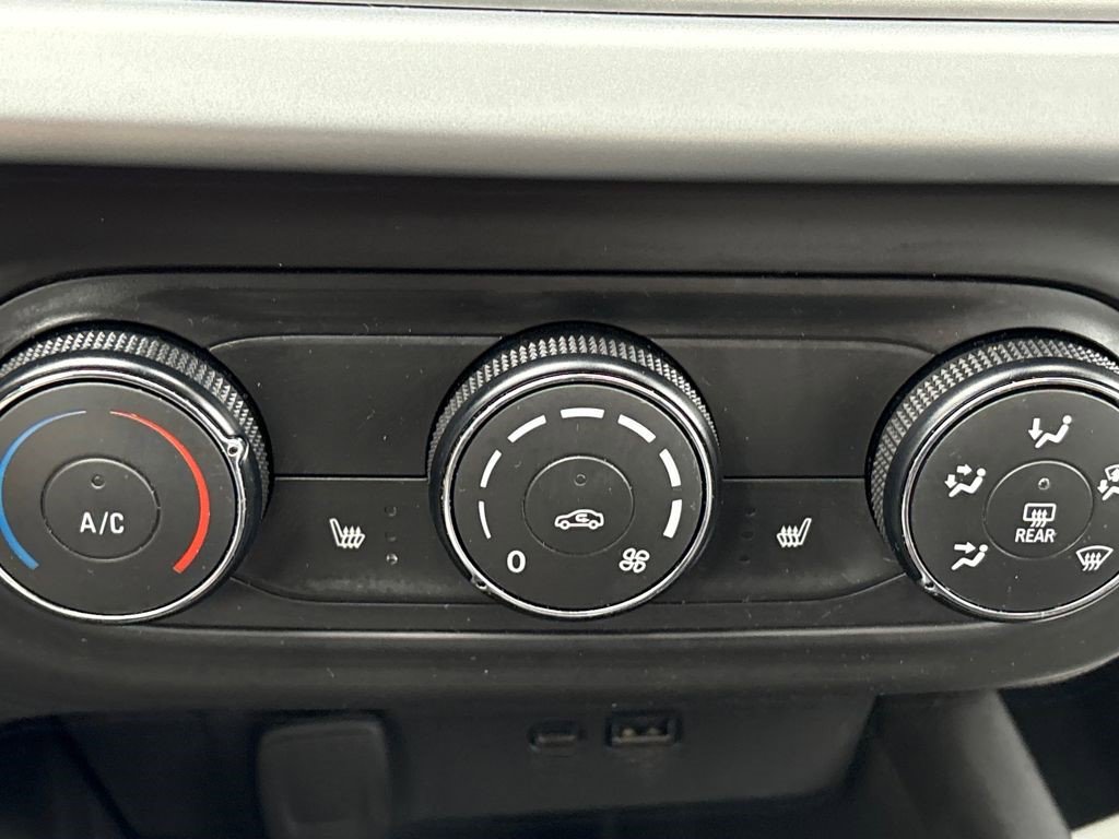 Certified 2024 Chevrolet Trax RS image 18