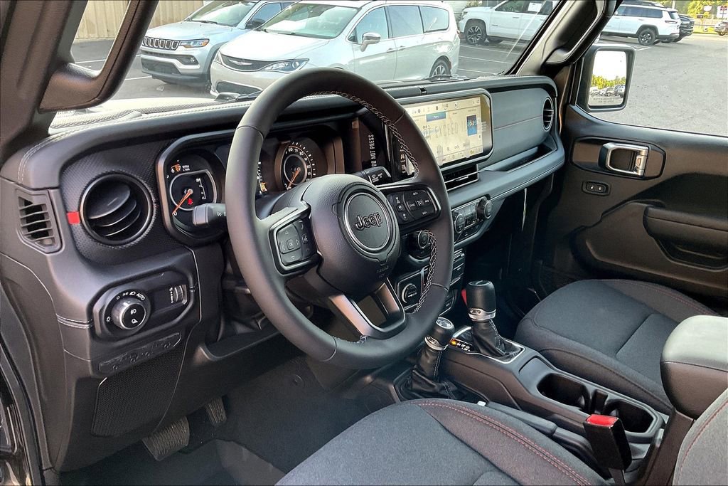 New 2025 Jeep Gladiator Rubicon w/ Convenience Group image 6
