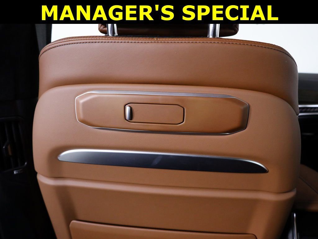 Used 2026 BMW X7 M60i AWD/4WD image 47