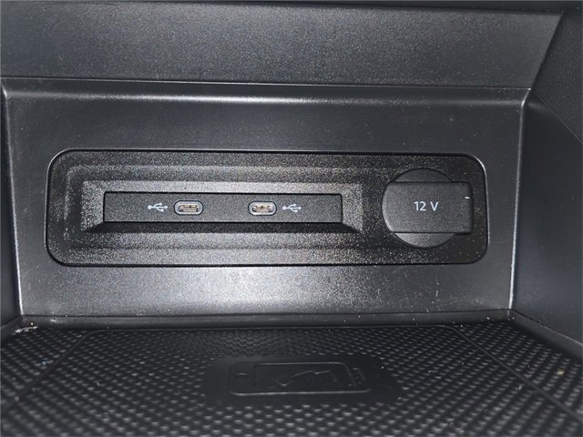 Used 2022 Volkswagen Atlas SE w/ Black Wheel Package image 20