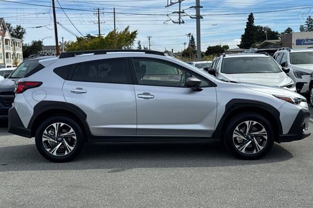 Used 2025 Subaru Crosstrek 2.5i Premium AWD/4WD image 2