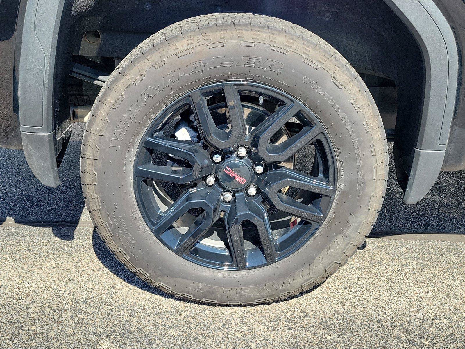 Used 2025 GMC Sierra 1500 Elevation AWD/4WD image 5