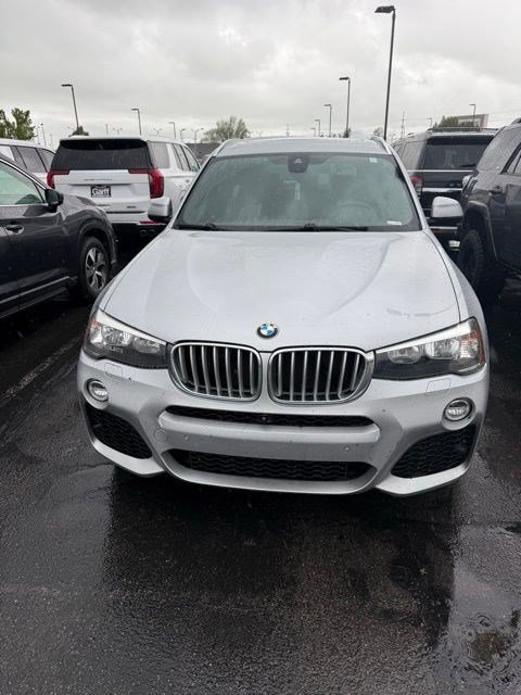 Used 2017 BMW X3 xDrive28i AWD/4WD image 2