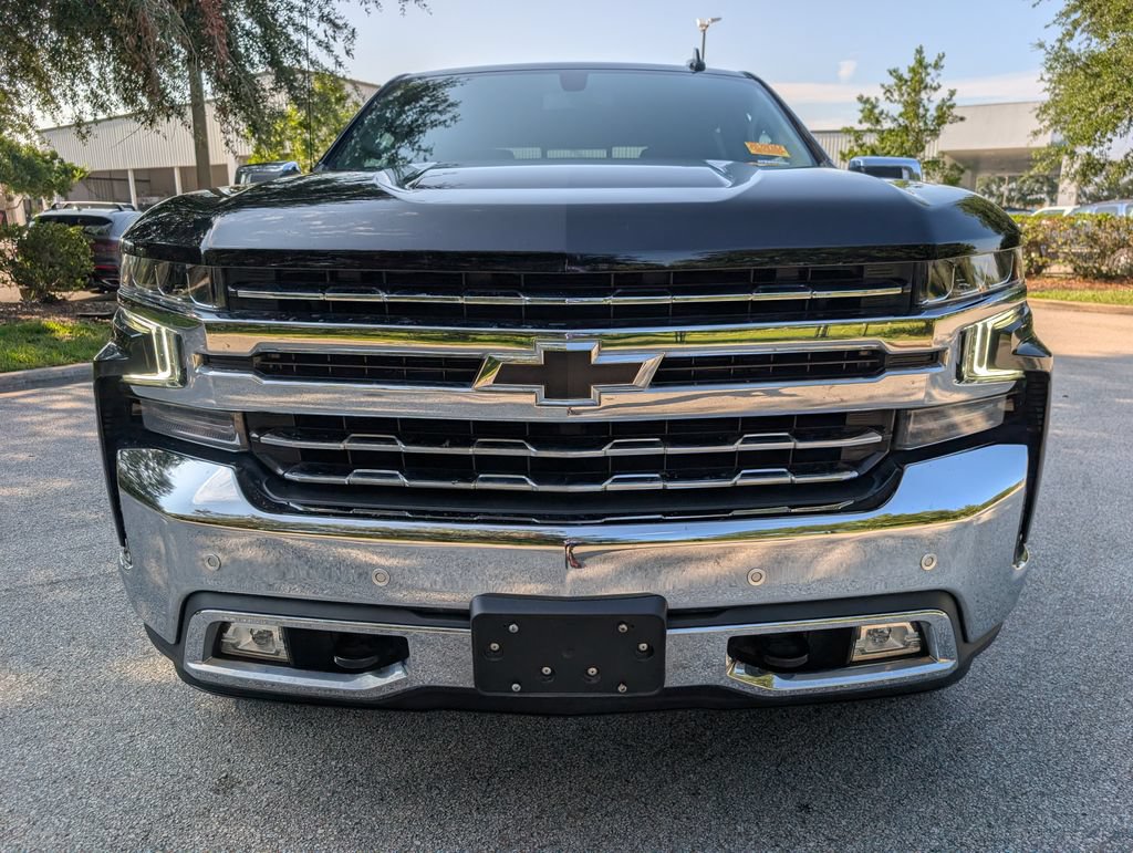 Used 2022 Chevrolet Silverado 1500 LTZ AWD/4WD image 2