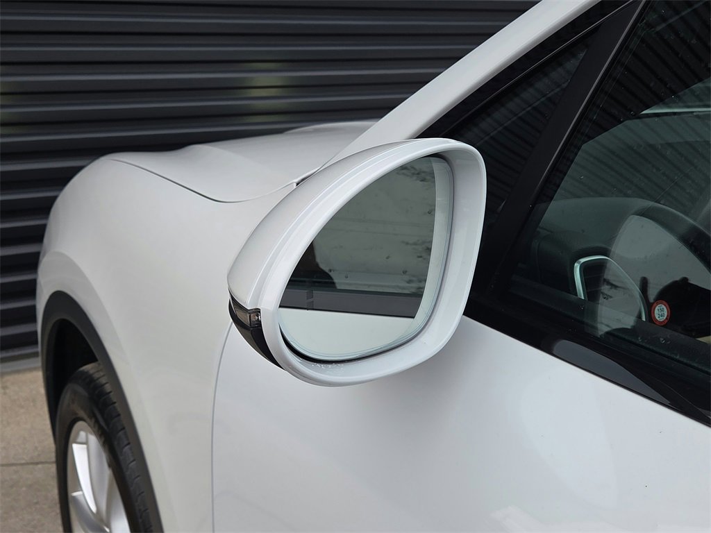 Used 2019 Porsche Cayenne image 27