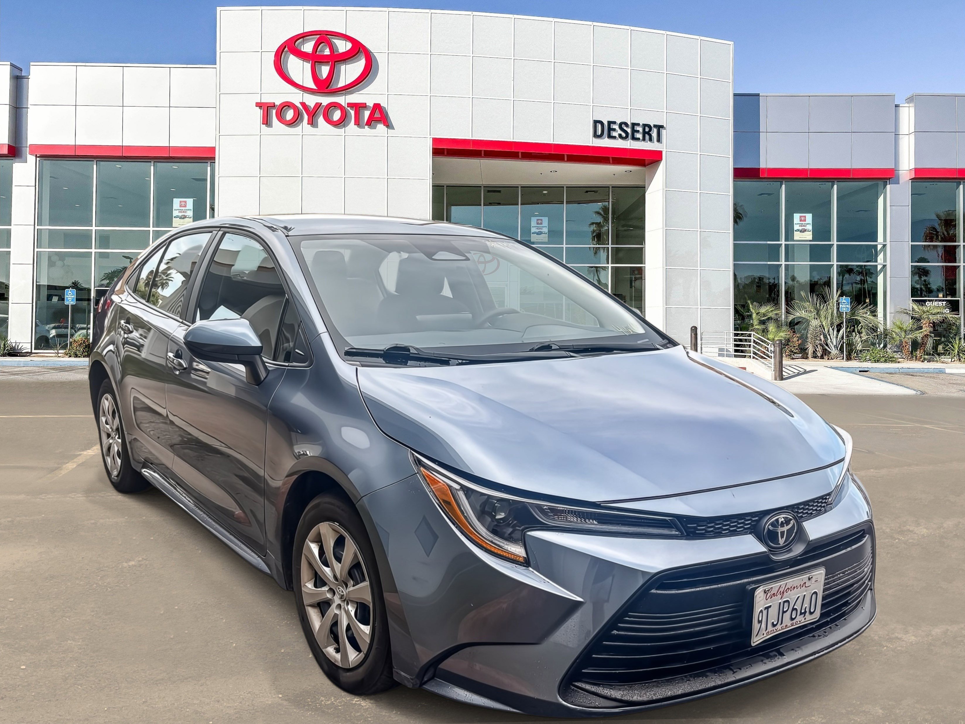 Certified 2025 Toyota Corolla LE image 1