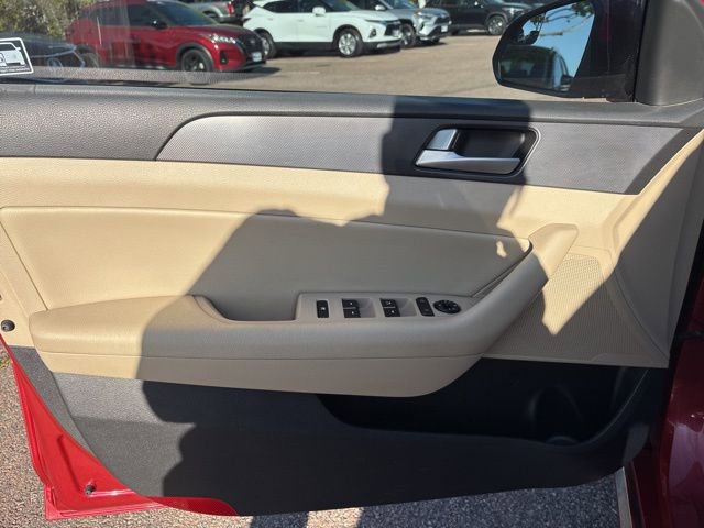 Used 2017 Hyundai Sonata Sport FWD image 7