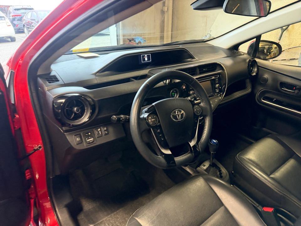 Used 2018 Toyota Prius C Four FWD image 34