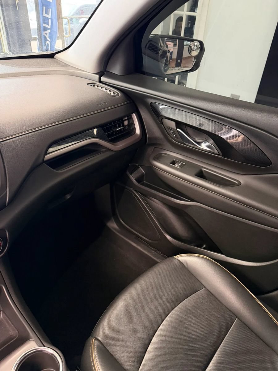Used 2022 GMC Terrain AT4 AWD/4WD image 23