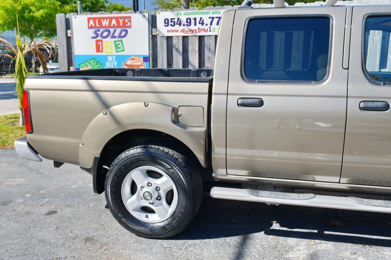Used 2001 Nissan Frontier SE image 36