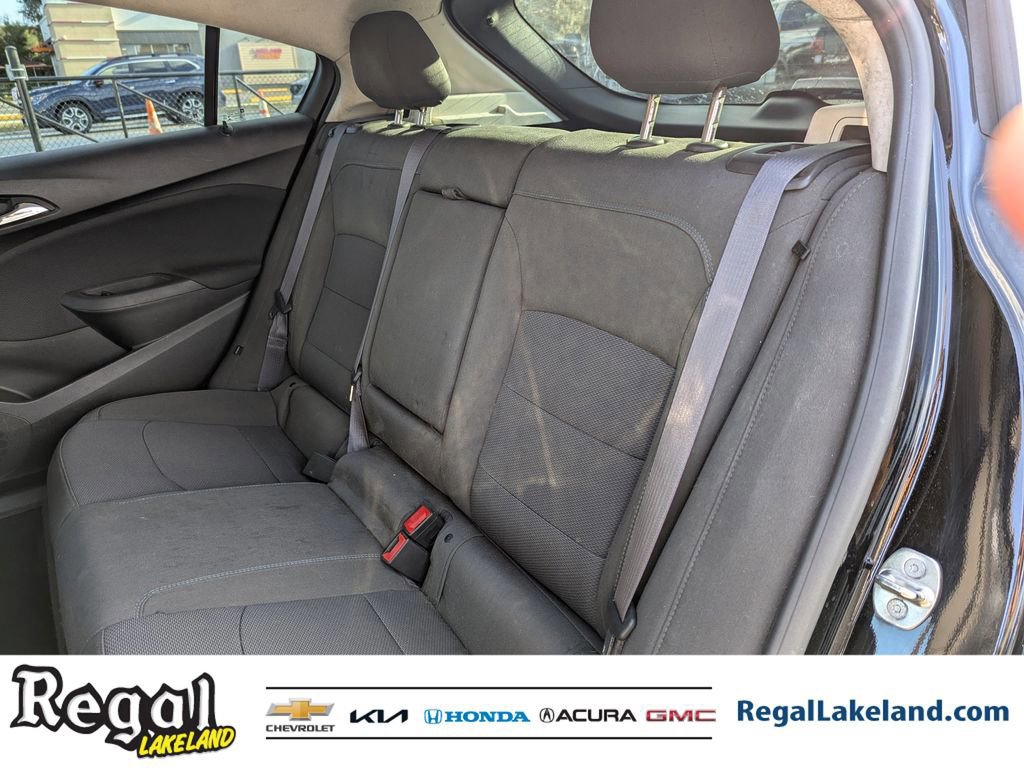 Used 2017 Chevrolet Cruze LT w/ Convenience Package image 14