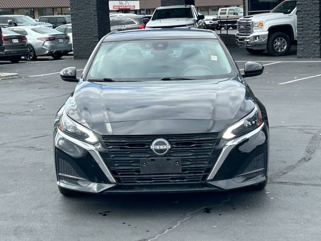Used 2023 Nissan Altima 2.5 SV FWD image 10