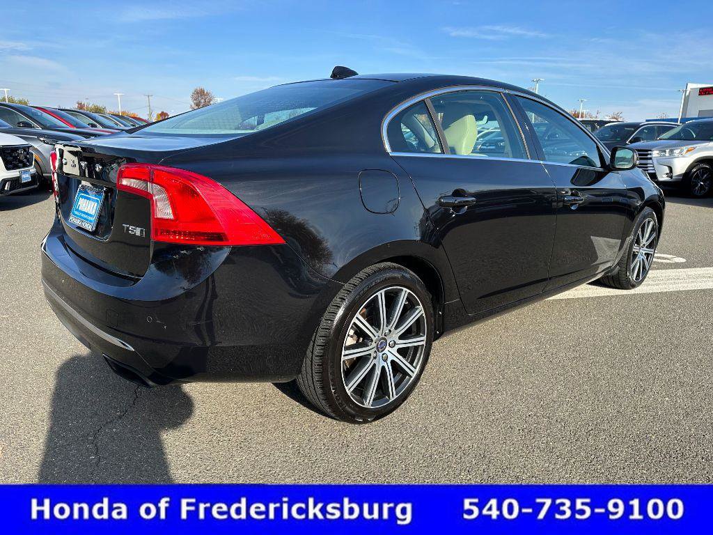Used 2016 Volvo S60 T5 Premier image 6
