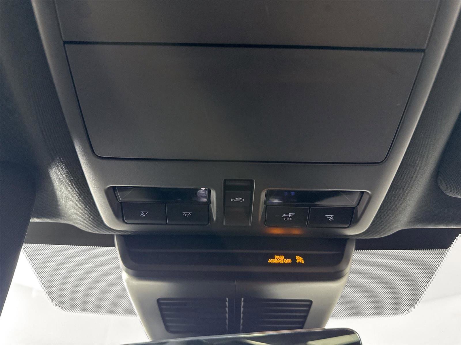 Certified 2025 MAZDA CX-70 Plug-In Hybrid w/ Premium Plus AWD/4WD image 23
