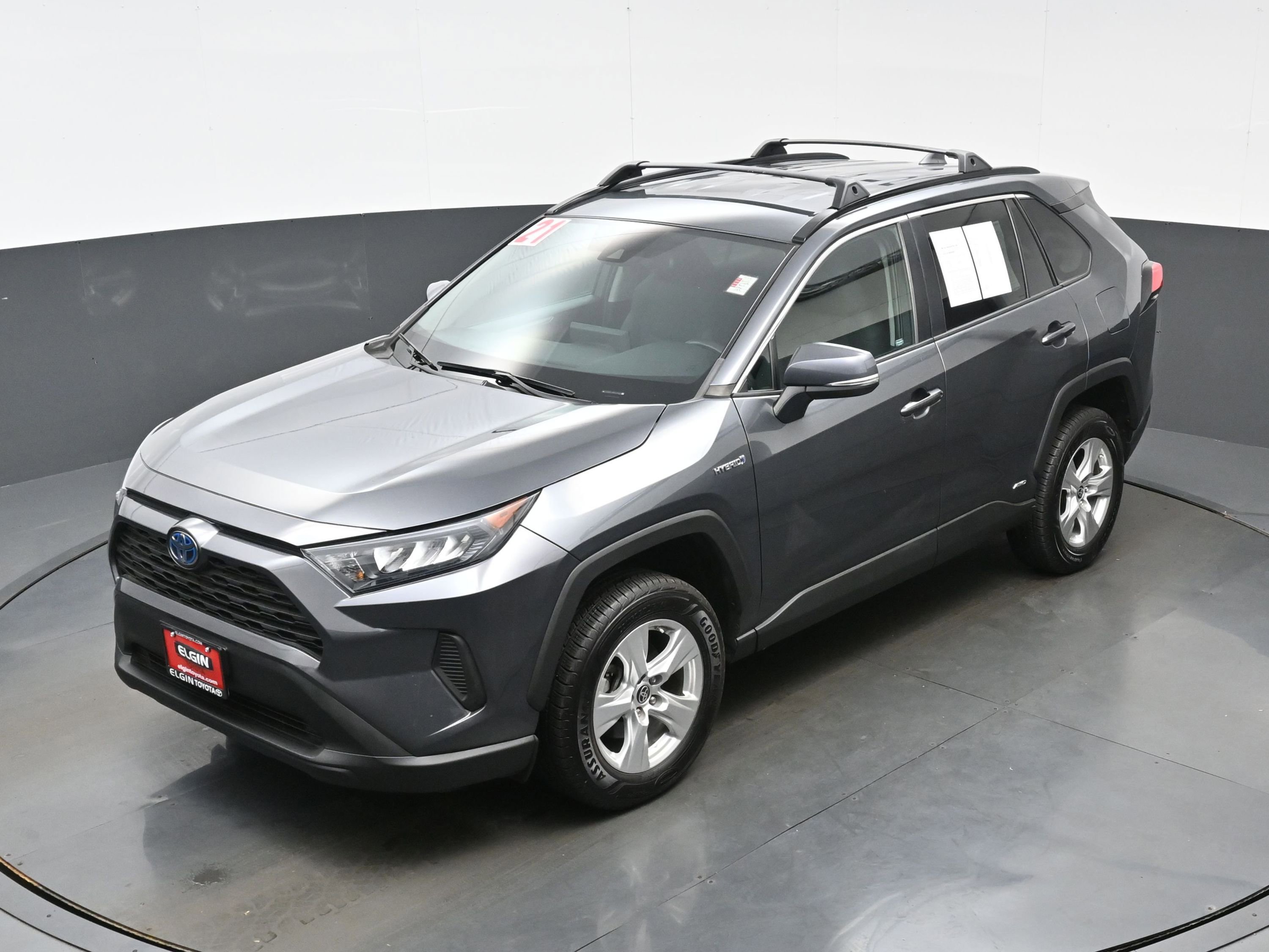 Used 2021 Toyota RAV4 LE AWD/4WD image 34