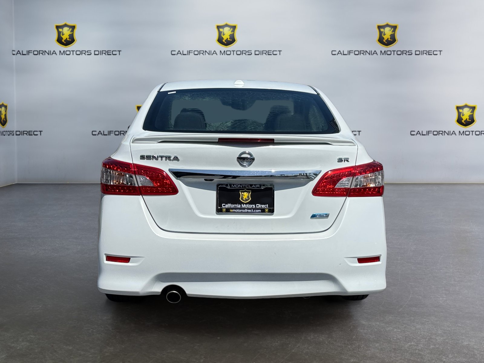 Used 2014 Nissan Sentra SR w/ SR Driver Package FWD image 4