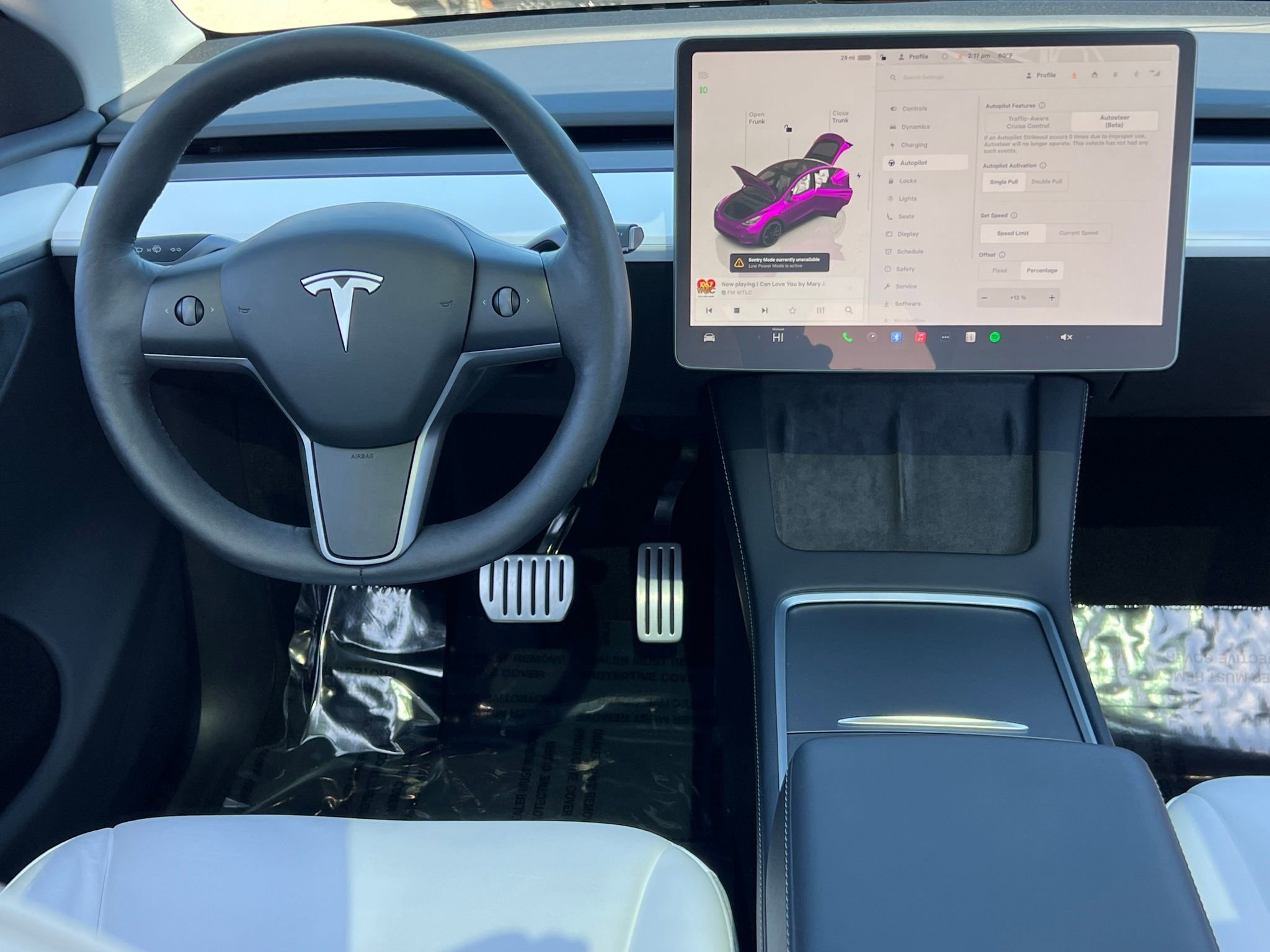 Used 2024 Tesla Model Y Performance image 15