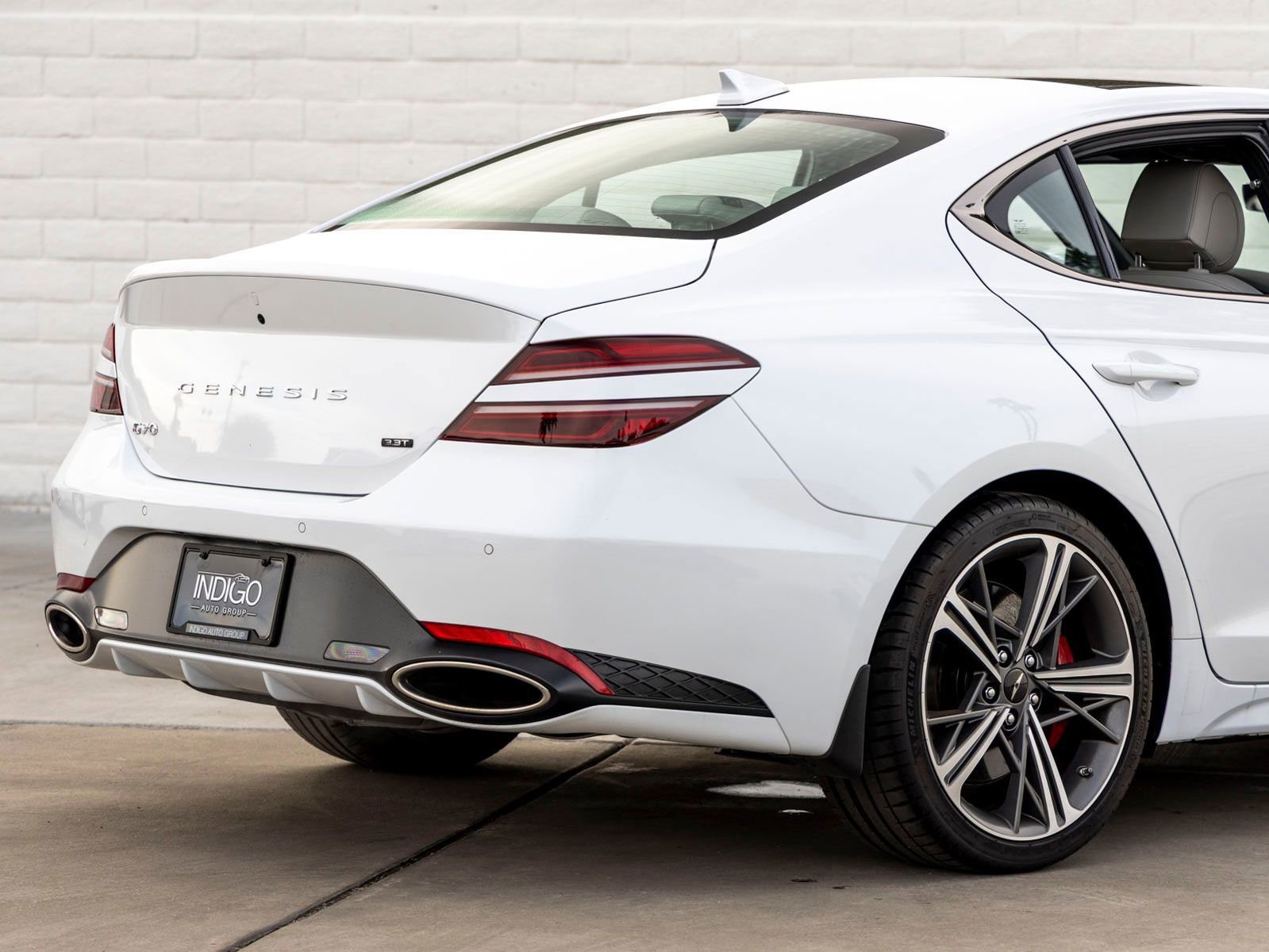 Used 2025 Genesis G70 3.3T Advanced w/ Sport Prestige Package image 11