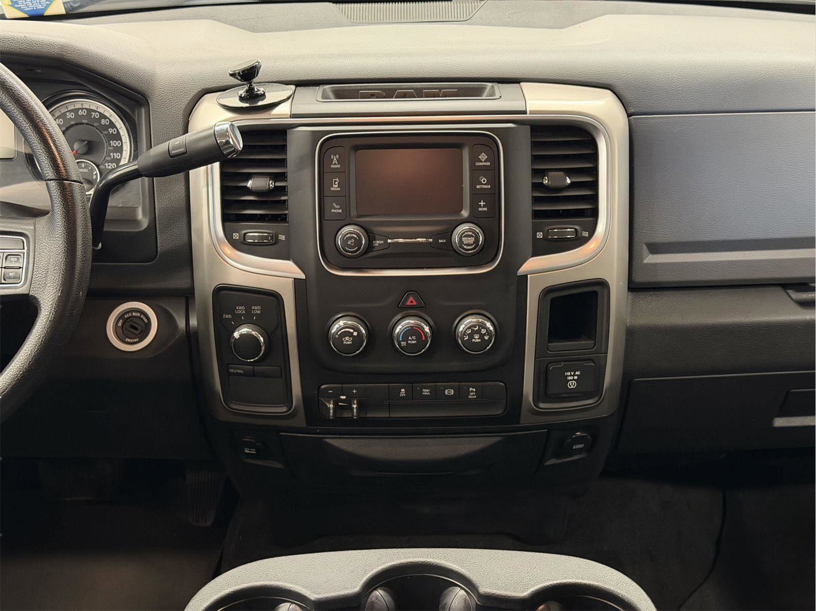 Used 2017 RAM 2500 SLT image 30