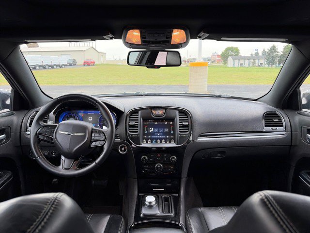 Used 2017 Chrysler 300 S w/ 300S Premium Group AWD/4WD image 25