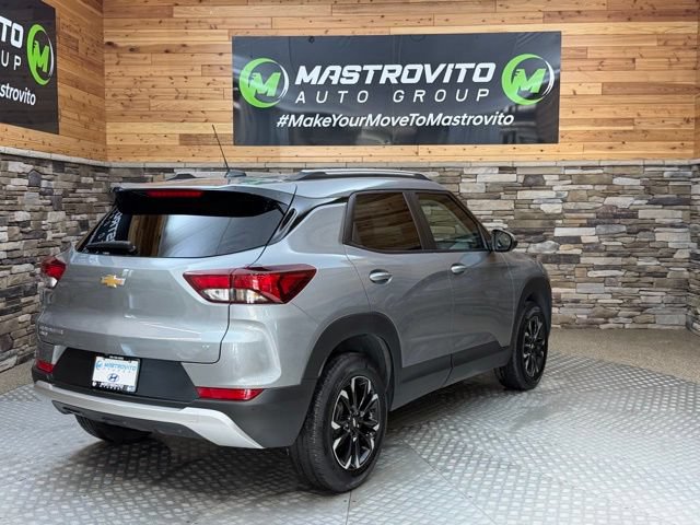 Used 2023 Chevrolet TrailBlazer LT w/ Convenience Package AWD/4WD image 11