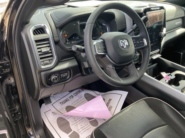 Used 2025 RAM 2500 Laramie image 14