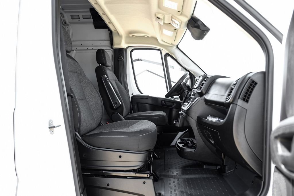 Used 2023 RAM ProMaster 2500 image 33