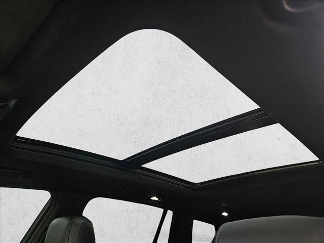 Used 2024 Cadillac XT6 Premium Luxury w/ Technology Package image 18