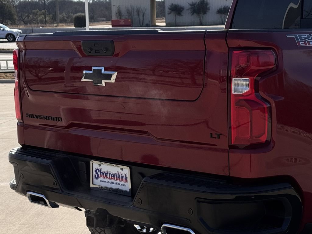 Used 2025 Chevrolet Silverado 1500 LT Trail Boss w/ LT Trail Boss Premium Package image 6