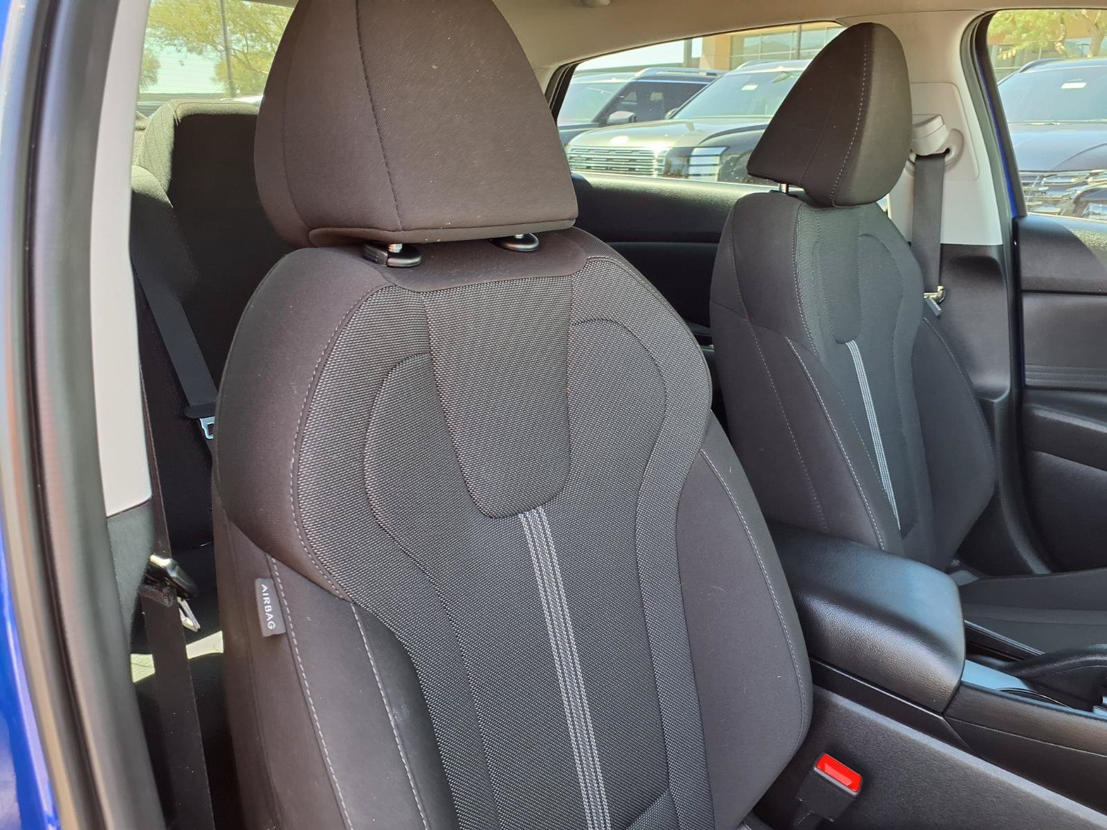Certified 2023 Hyundai Elantra SE FWD image 12