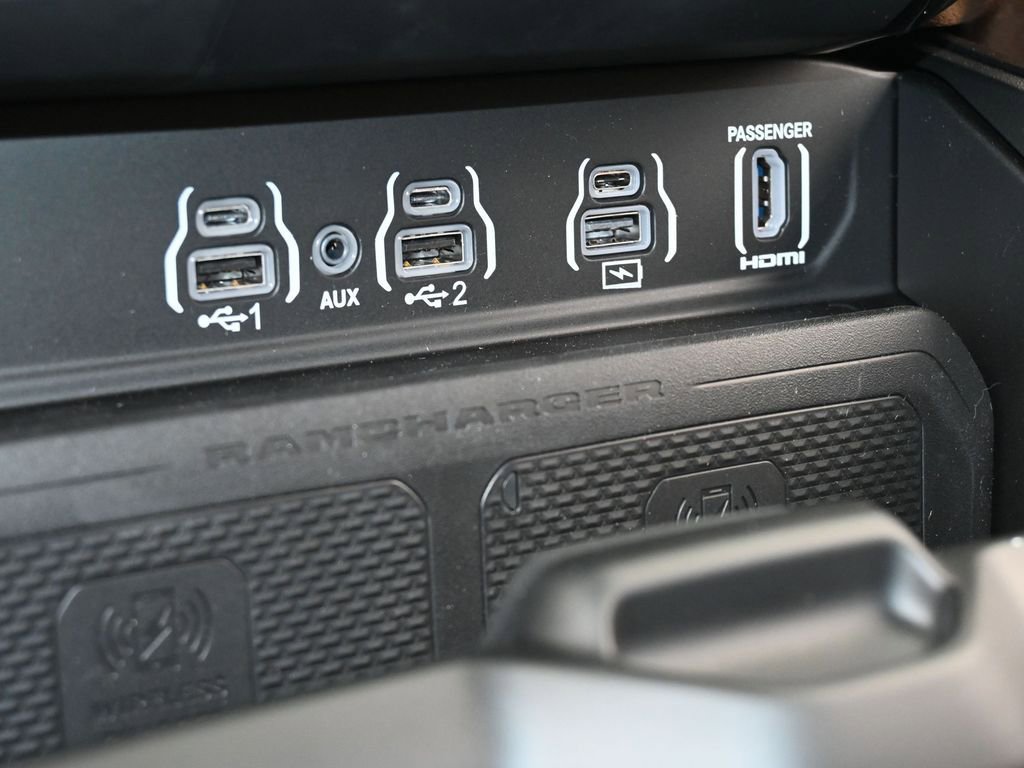 New 2025 RAM 1500 Limited image 19