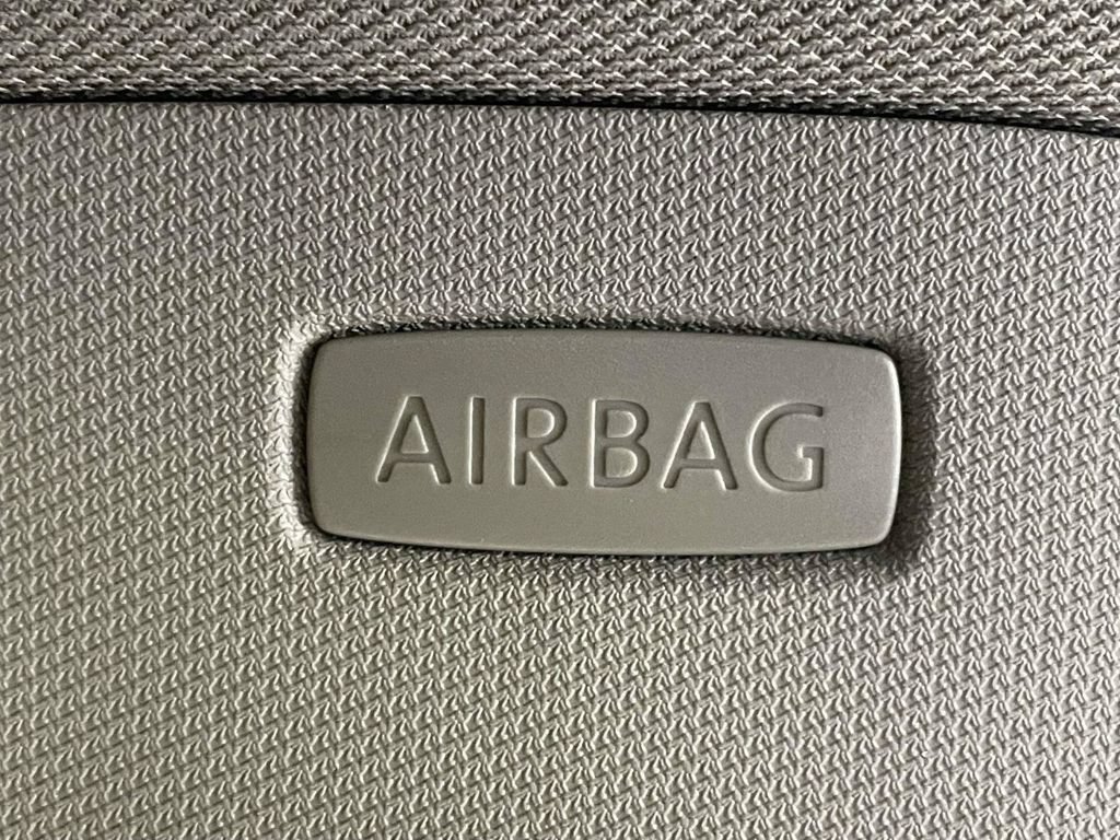 Used 2024 Volkswagen Atlas SE FWD image 27