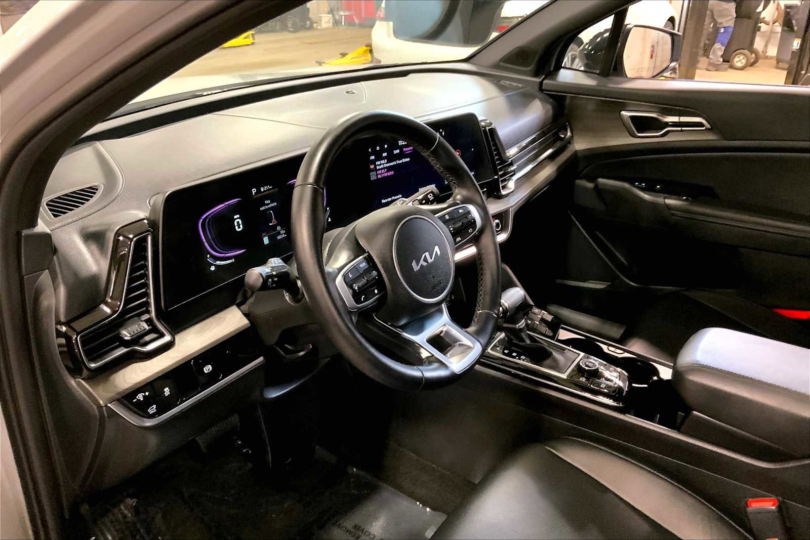 Used 2024 Kia Sportage X-Line w/ X-Line Premium Package image 18