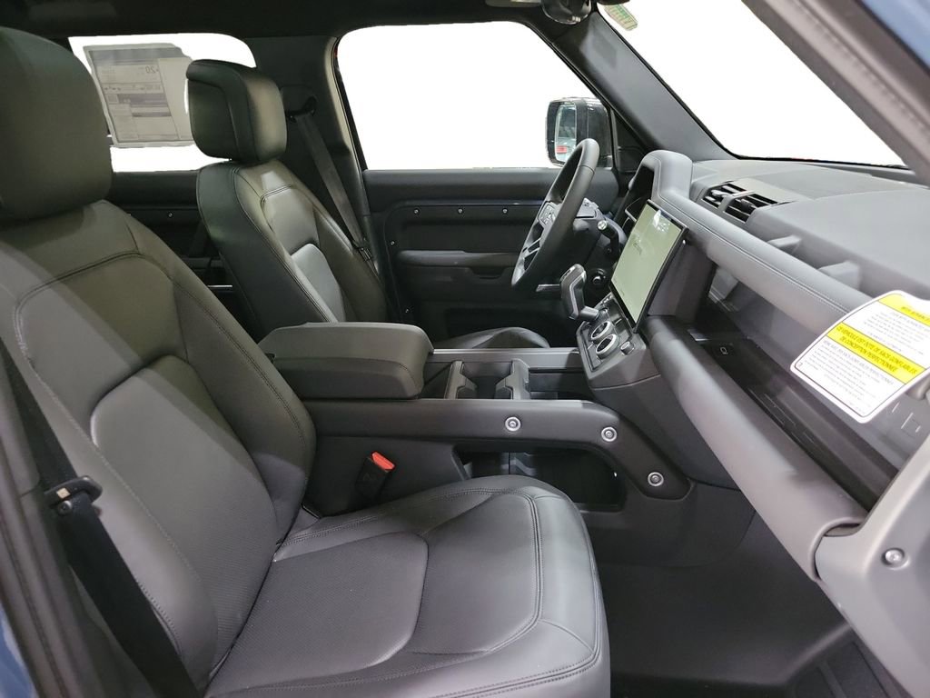 New 2026 Land Rover Defender 110 S image 29