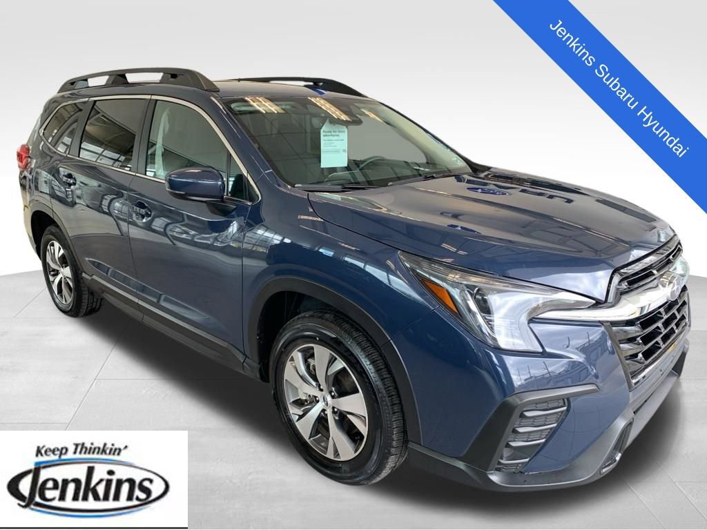 Certified 2025 Subaru Ascent Premium image 1